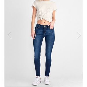 DL1961 Emma Legging Jean in Cellar